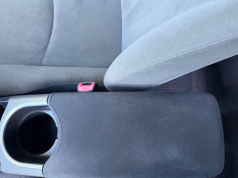 Used 2013 Toyota Prius Two FWD image 30