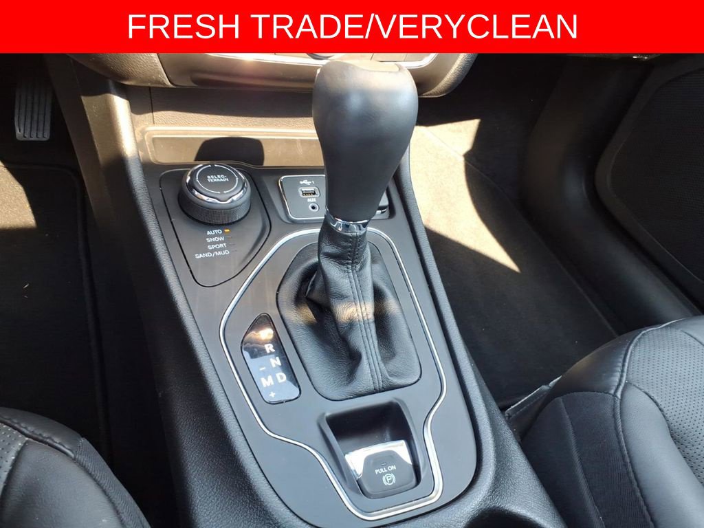 Used 2021 Jeep Cherokee Latitude Lux 80th Anniv w/ Quick Order Package 26U 80TH AWD/4WD image 12