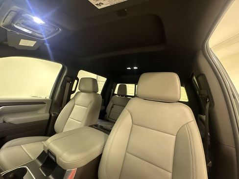 New 2026 GMC Sierra 3500 SLT w/ SLT Convenience Package AWD/4WD image 19