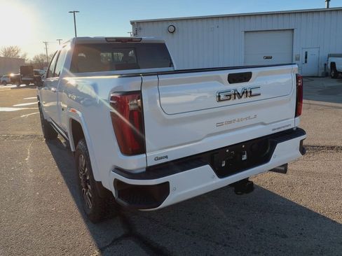 New 2026 GMC Sierra 3500 Denali Ultimate image 7