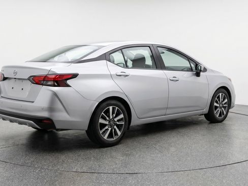 Used 2025 Nissan Versa SV FWD image 9