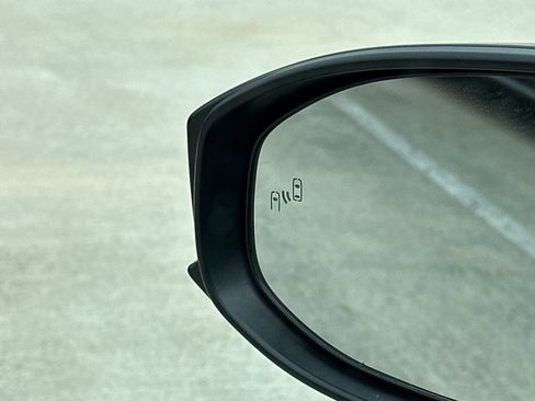 New 2026 Toyota Prius Plug-In Hybrid image 15