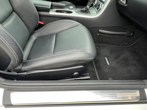 Used 2015 Mercedes-Benz SLK 250 w/ Premium Package image 13