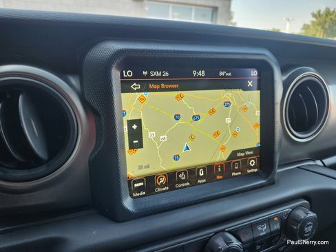 Used 2023 Jeep Wrangler Unlimited w/ Sun & Screen Package AWD/4WD image 39