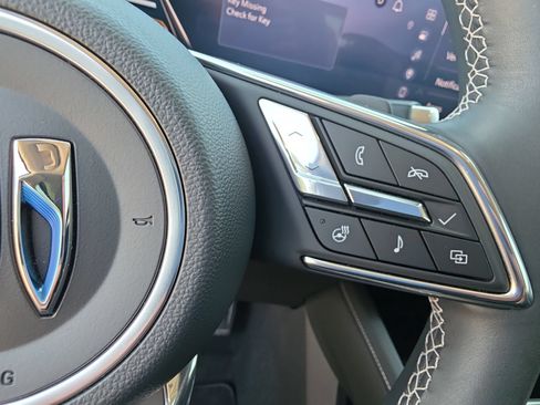 Used 2024 Buick Envision Sport Touring AWD/4WD image 18
