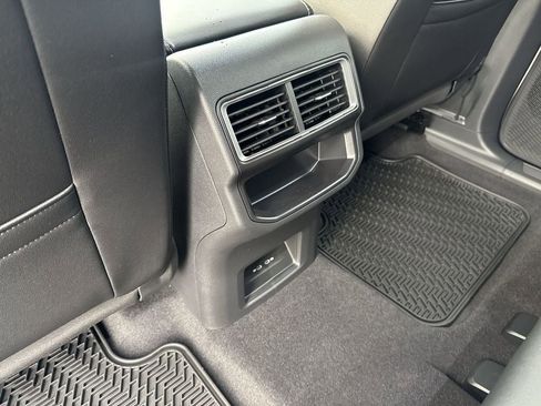 New 2026 Volkswagen Atlas Cross Sport SE AWD/4WD image 27