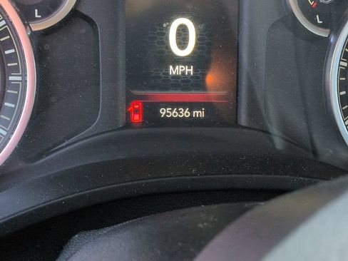 Used 2021 RAM 1500 Big Horn AWD/4WD image 10