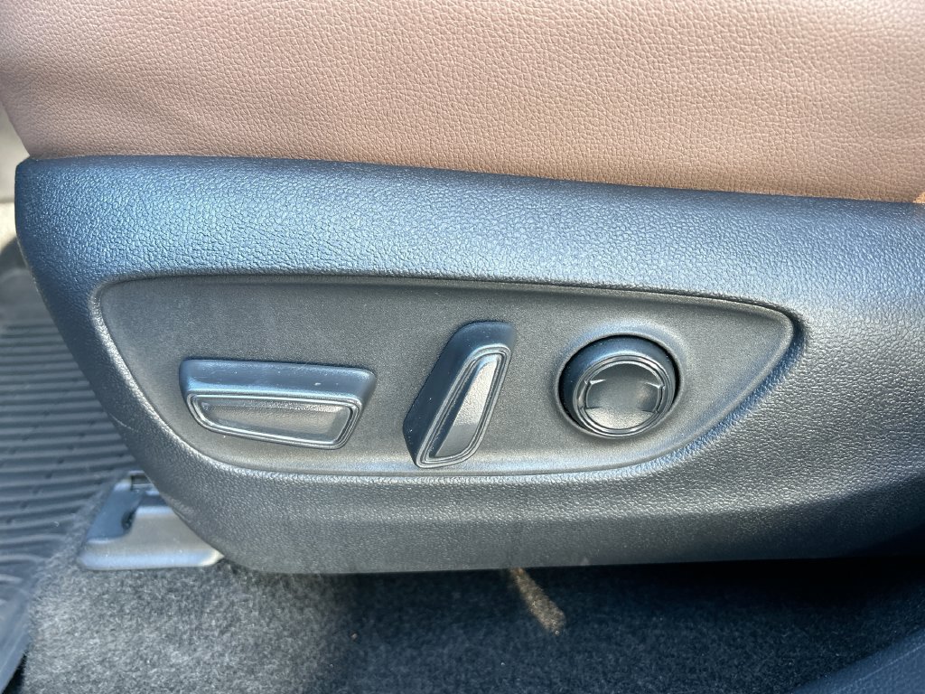 Certified 2026 Toyota Grand Highlander AWD image 12