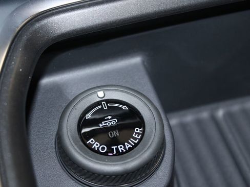 New 2026 Ford Expedition Active image 50