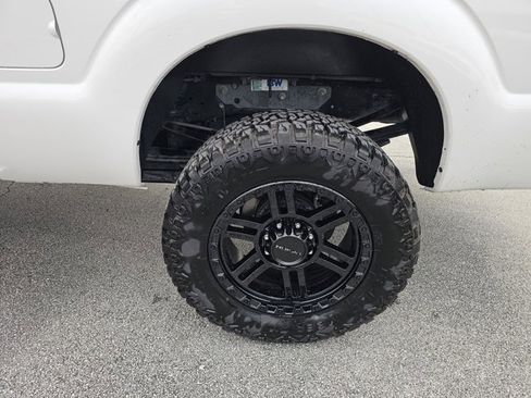 Used 2016 Ford F350 Lariat w/ Lariat Ultimate Package image 11