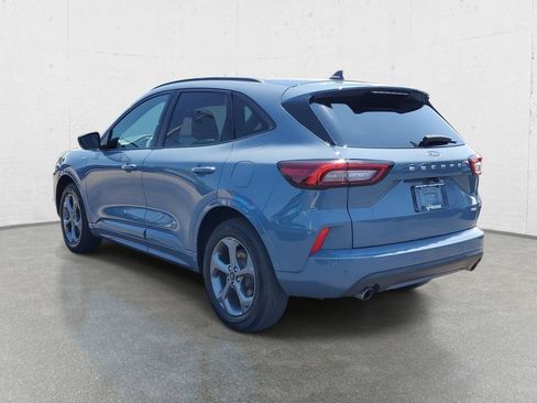 Used 2023 Ford Escape ST-Line w/ Tech Pack #1 AWD/4WD image 5