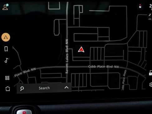 Used 2025 Land Rover Defender 110 S image 24