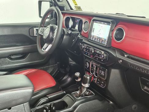 Used 2023 Jeep Wrangler Unlimited Rubicon 4xe image 39