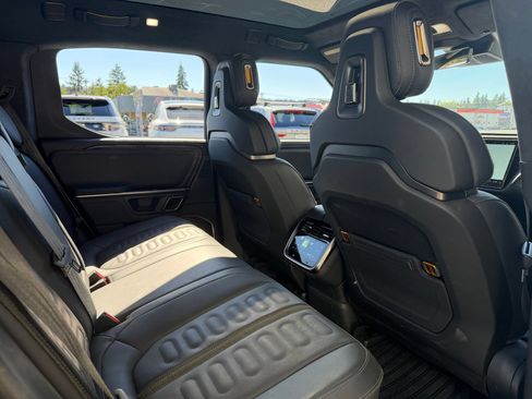 Used 2023 Rivian R1T Adventure AWD/4WD image 20