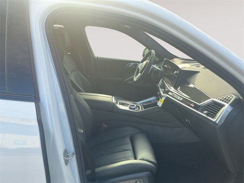 New 2026 BMW X6 M60i w/ Executive Package image 15