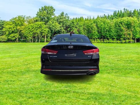 Used 2018 Kia Optima EX FWD image 7
