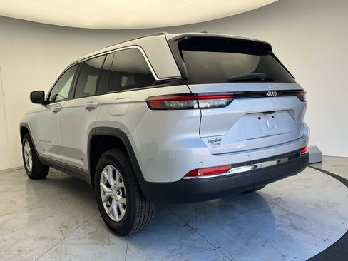 Used 2023 Jeep Grand Cherokee Limited image 4