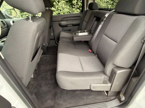Used 2010 GMC Sierra 1500 SL RWD image 12