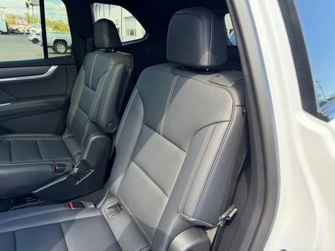 New 2026 GMC Acadia Elevation w/ Black Edition AWD/4WD image 8