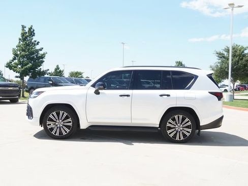 Used 2025 Lexus LX 700h Luxury w/ Appearance Package AWD/4WD image 6