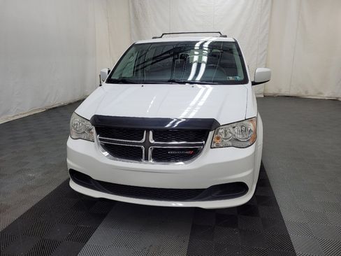 Used 2015 Dodge Grand Caravan SXT FWD image 15