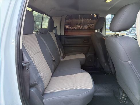 Used 2012 RAM 3500 ST w/ Chrome Appearance Group image 21