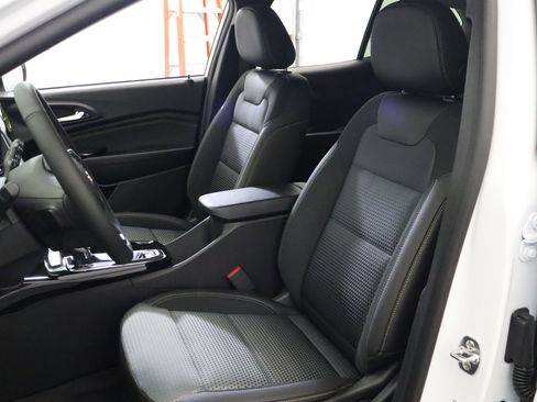 New 2026 Chevrolet Trax LT w/ LT Convenience Package image 22