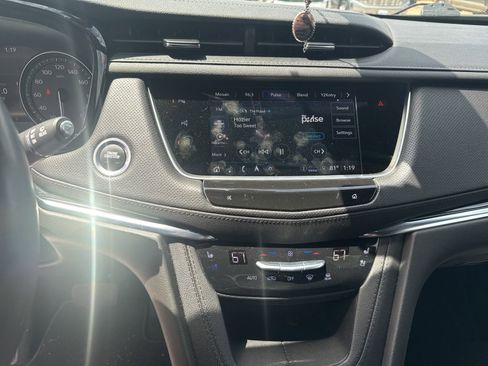 Used 2023 Cadillac XT5 Premium Luxury w/ Technology Package image 16