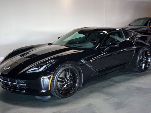 Used 2014 Chevrolet Corvette Stingray Coupe w/ 2LT Preferred Equipment Group RWD image 5