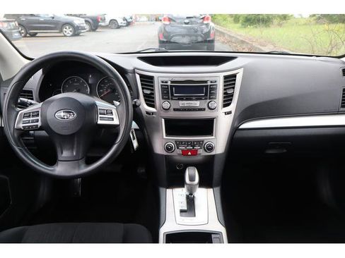 Used 2013 Subaru Legacy 2.5i AWD/4WD image 8
