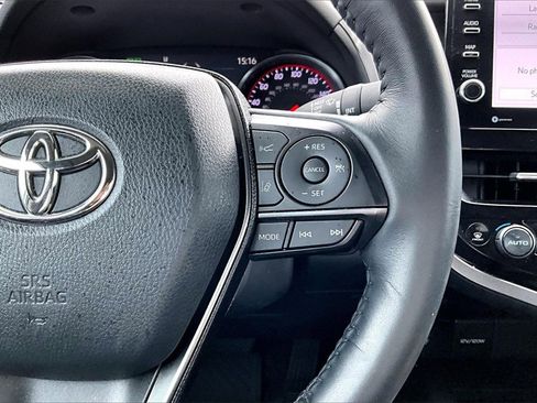 Used 2022 Toyota Camry XSE image 19