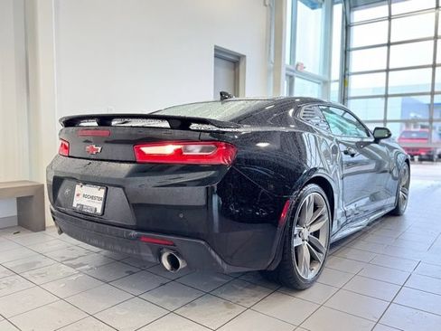 Used 2018 Chevrolet Camaro SS RWD image 42