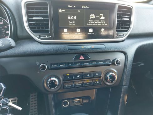 Used 2022 Kia Sportage Nightfall Edition image 19