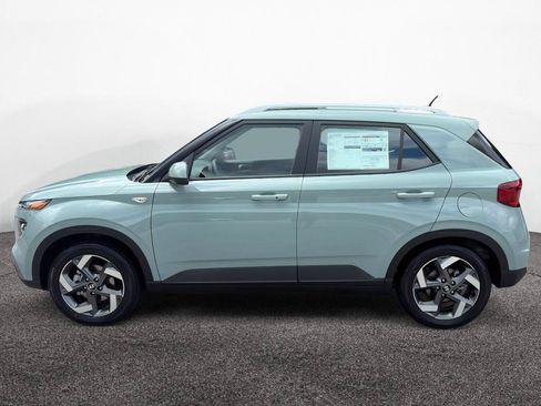 New 2026 Hyundai Venue SEL FWD image 4