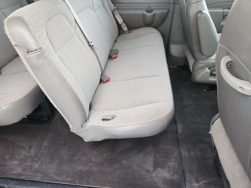 Used 2025 Chevrolet Express 3500 LS RWD image 33