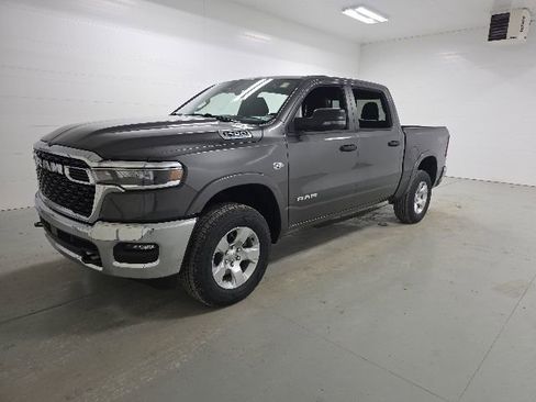 New 2026 RAM 1500 4x4 Crew Cab image 3
