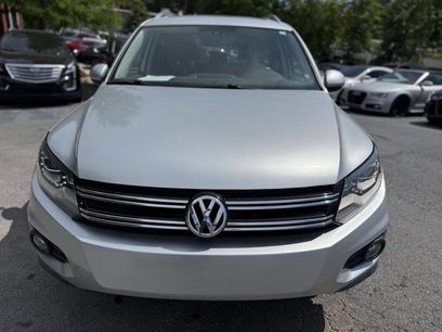 Used 2016 Volkswagen Tiguan SE