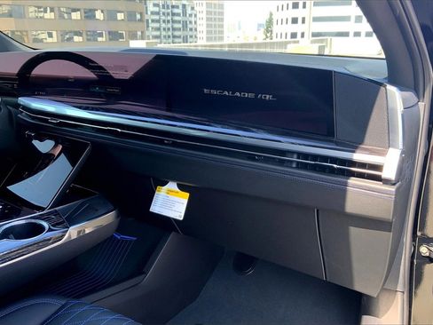 New 2026 Cadillac Escalade IQL Luxury image 33