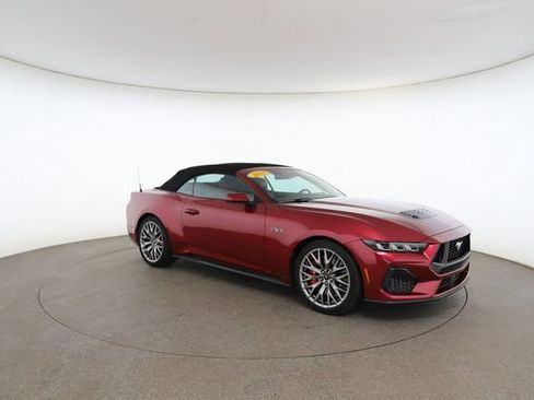 Used 2025 Ford Mustang GT Premium image 27