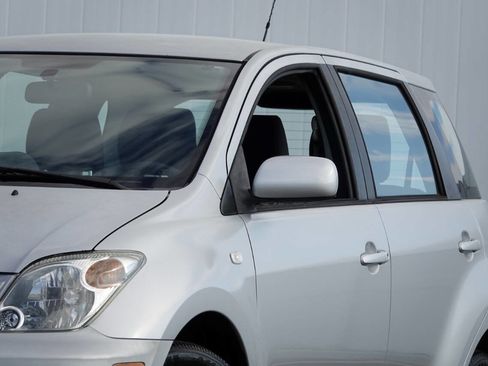 Used 2004 Scion xA FWD image 20