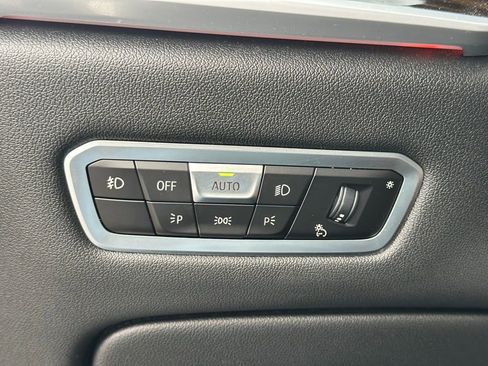 Used 2021 BMW X7 xDrive40i w/ Executive Package image 36