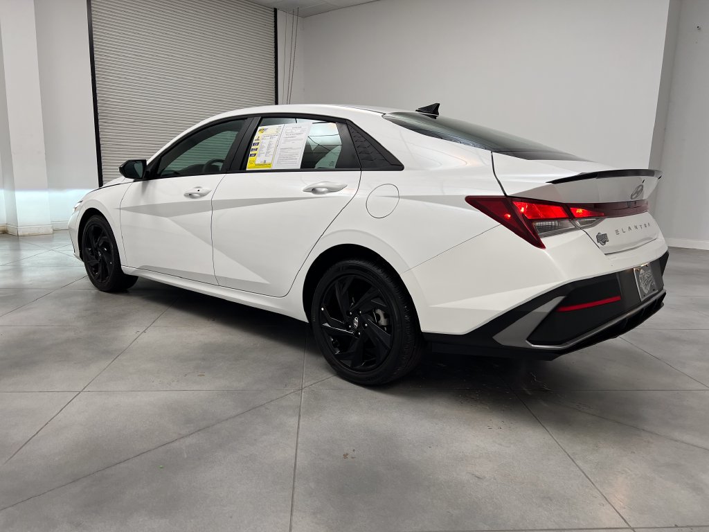 Used 2026 Hyundai Elantra Sport FWD image 6