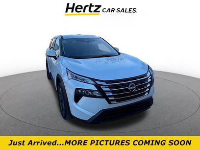 Used 2025 Nissan Rogue SV