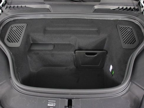 New 2026 Porsche Macan 4 Electric image 20