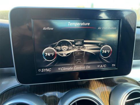 Used 2018 Mercedes-Benz C 300 C 300 image 25
