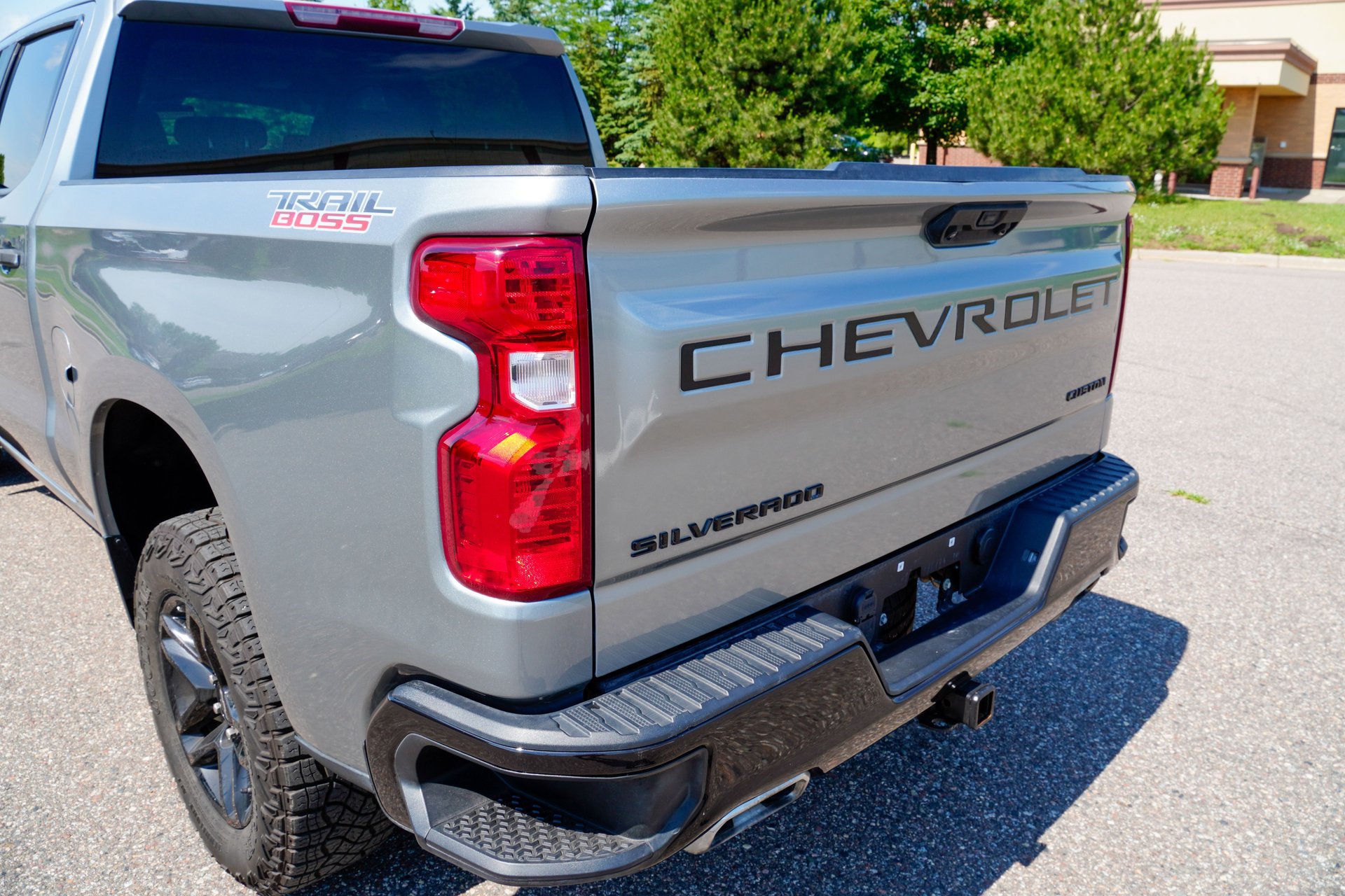 Used 2024 Chevrolet Silverado 1500 Custom Trail Boss w/ LPO, Dark Essentials Package AWD/4WD image 30