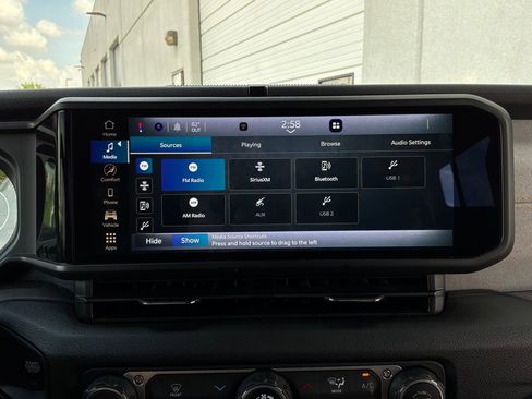 Used 2025 Jeep Wrangler Sport S image 25