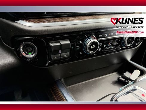 Used 2025 GMC Sierra 1500 Elevation AWD/4WD image 18