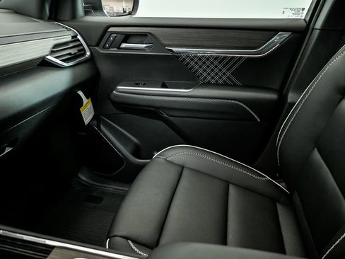 New 2026 GMC Acadia Denali image 18