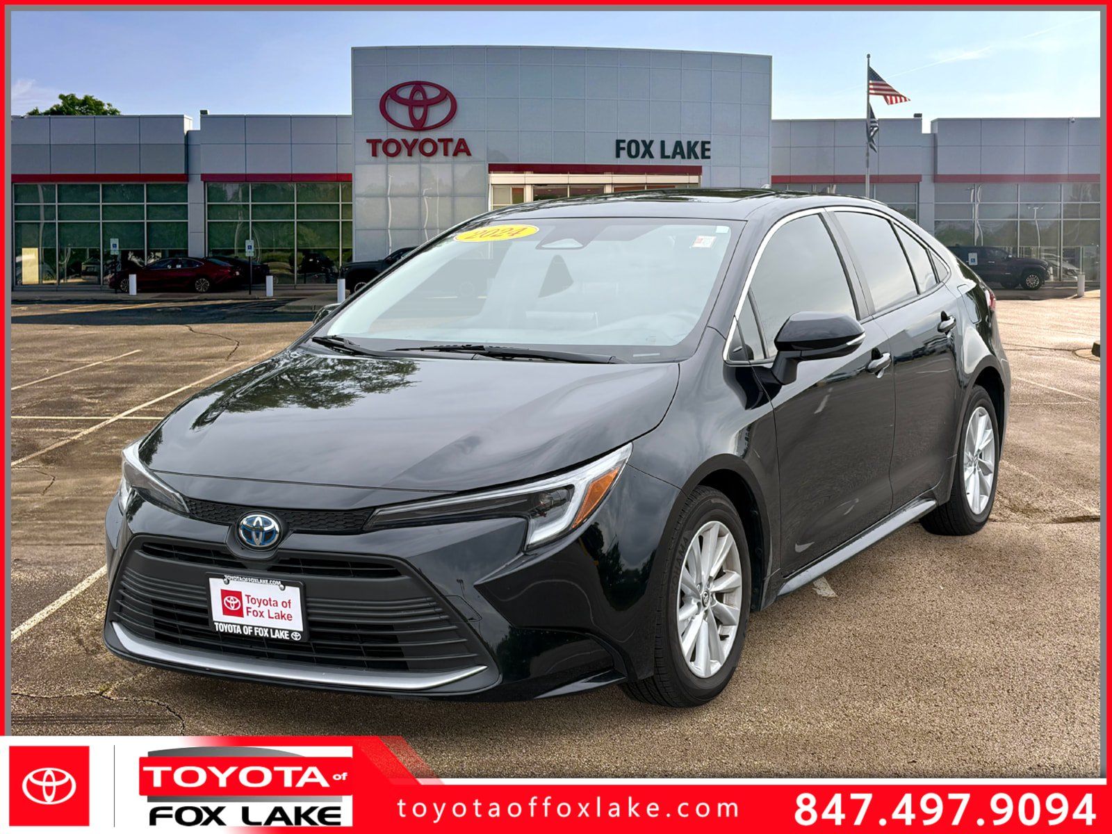 Used 2024 Toyota Corolla XLE FWD image 1